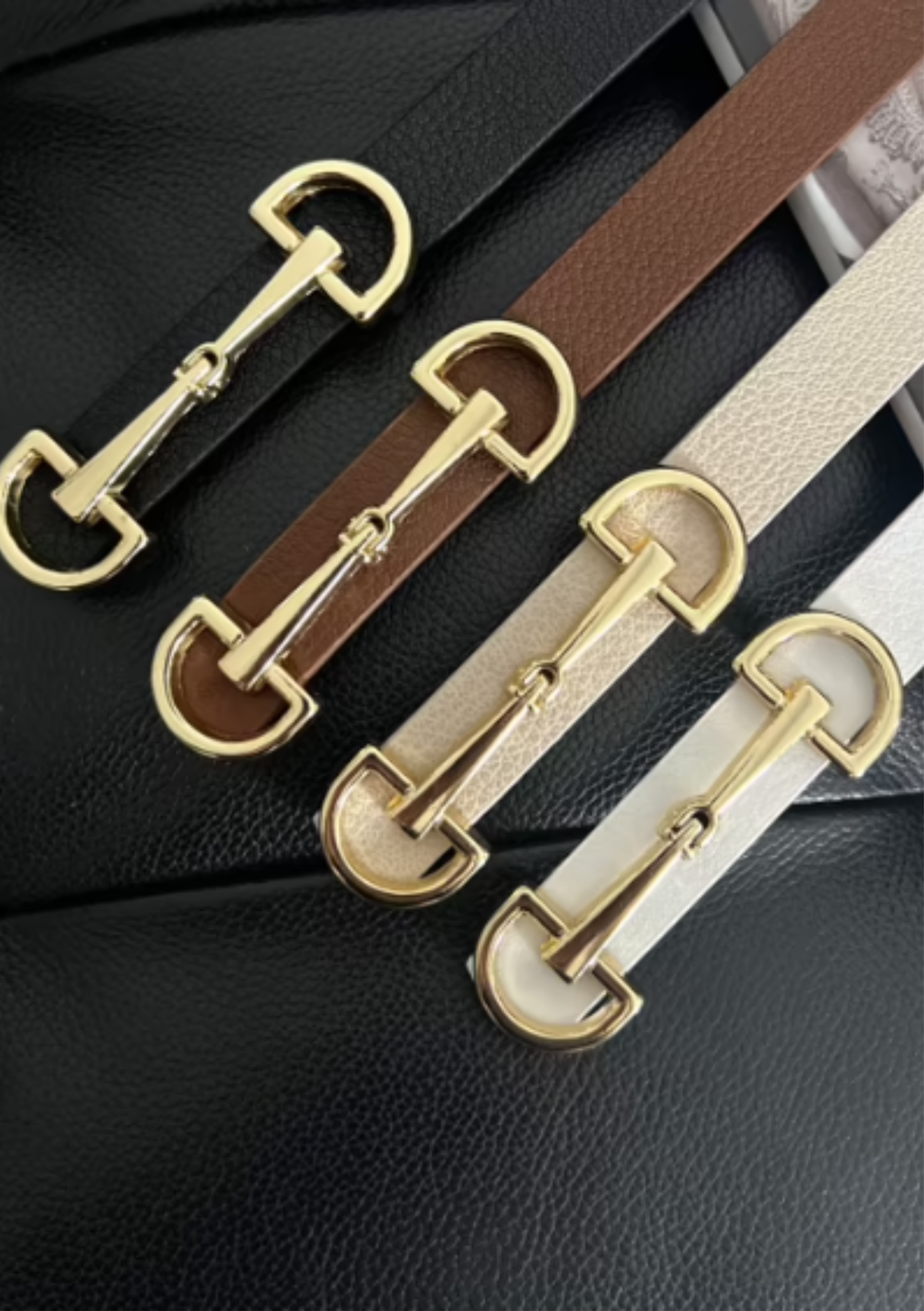 Ceinture fine femme à boucle allongée Or