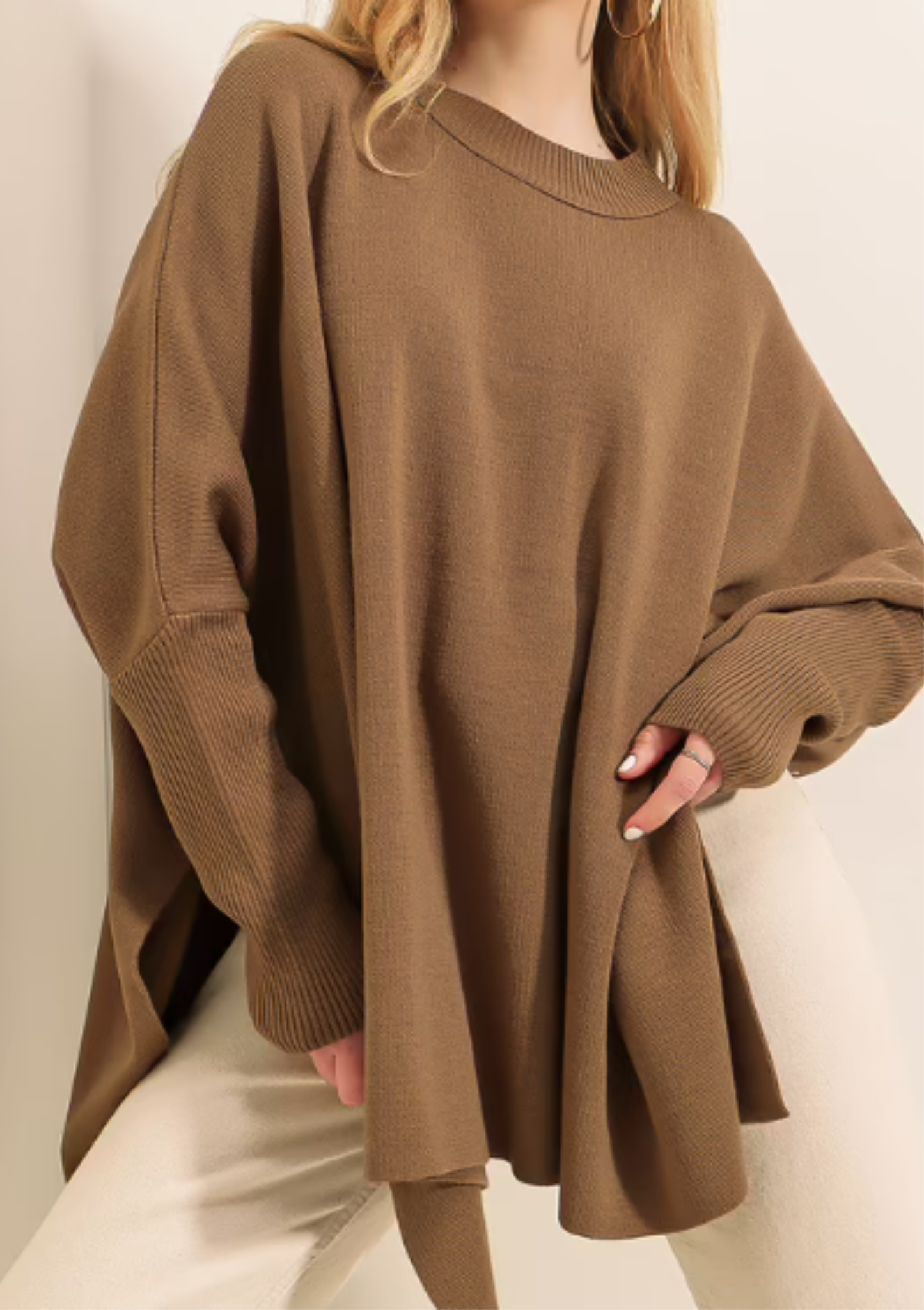 Pull Poncho Fendu