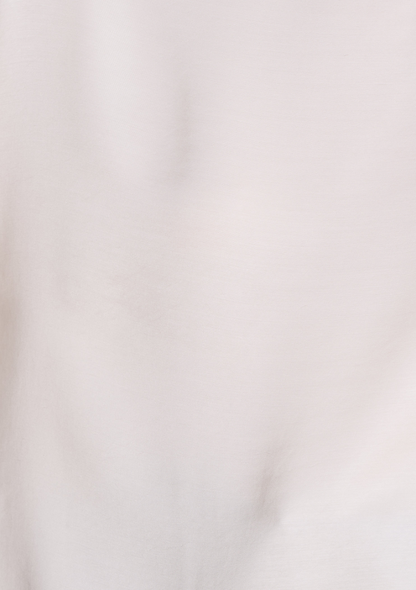 Blouse blanc cassé , ample en satin manches longues