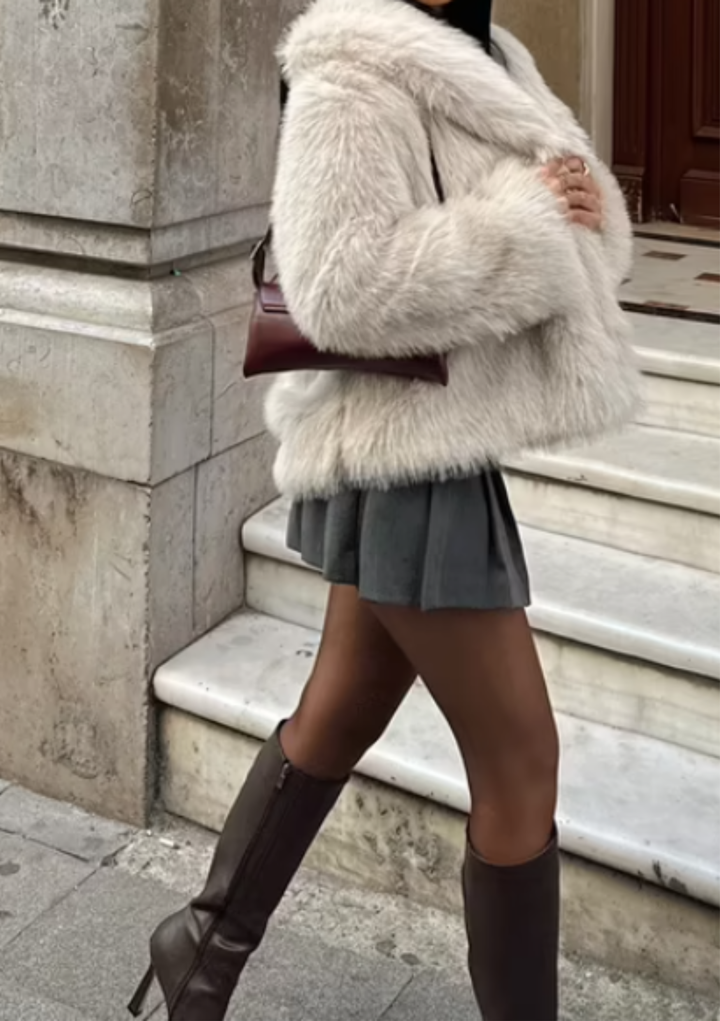 Veste Courte En Fausse Fourrure Blanche