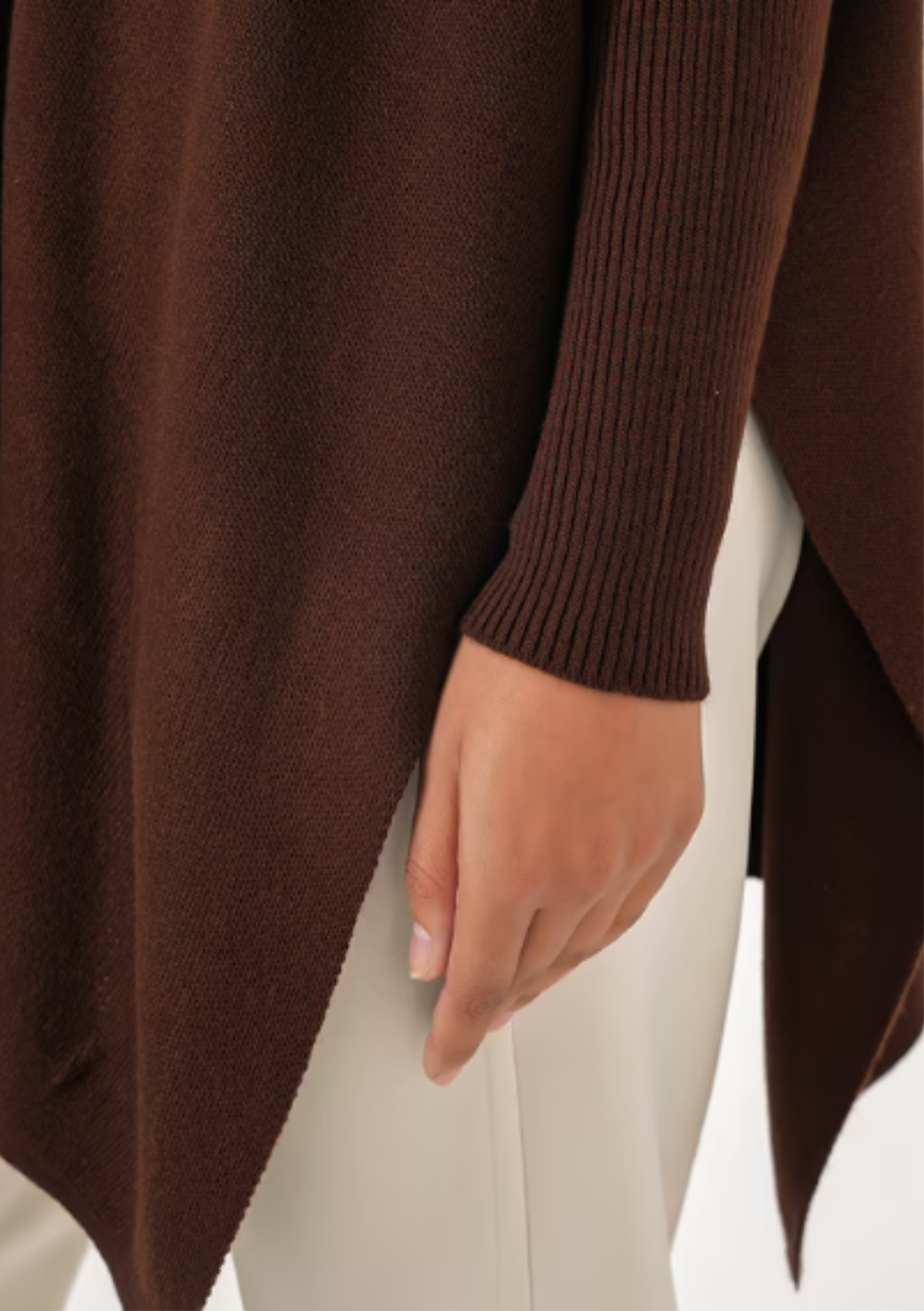 Pull Poncho Fendu